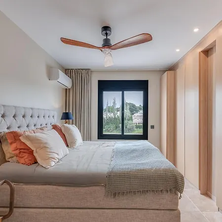公寓 3 Bdrm Spacious Penthouse W/ 2 Pools & Bbq